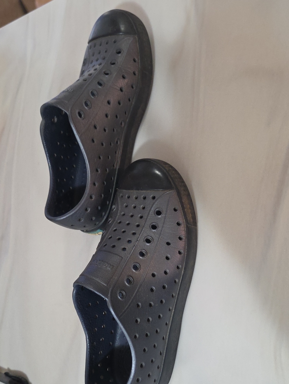 Native Shoes - Picture 2 of 4